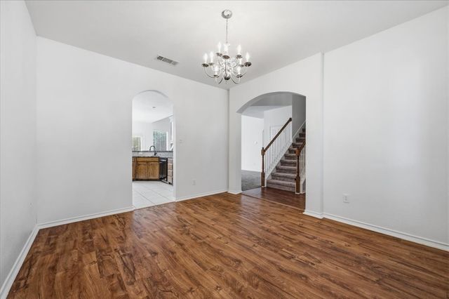 7304 Summit Parc Drive, Dallas, TX 75249