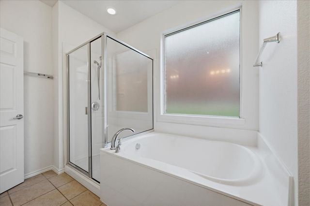 7304 Summit Parc Drive, Dallas, TX 75249