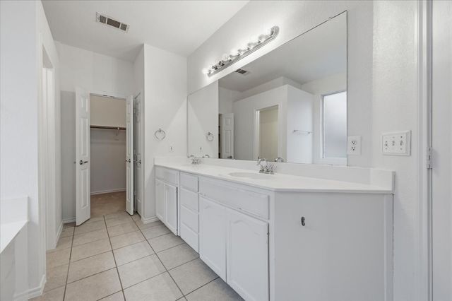 7304 Summit Parc Drive, Dallas, TX 75249