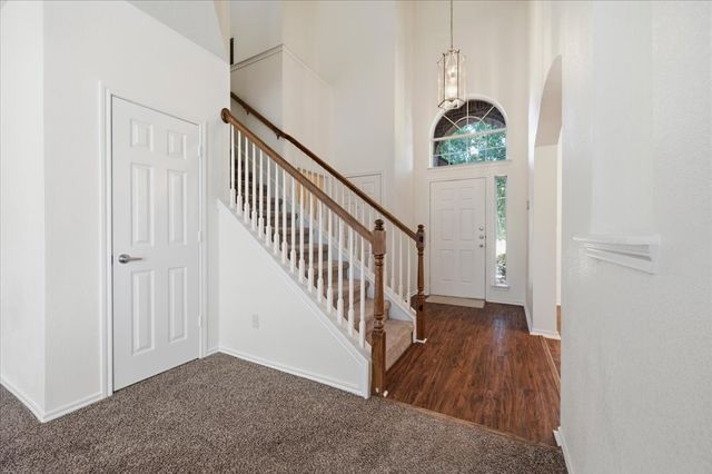 7304 Summit Parc Drive, Dallas, TX 75249