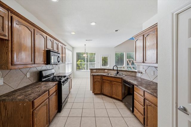 7304 Summit Parc Drive, Dallas, TX 75249