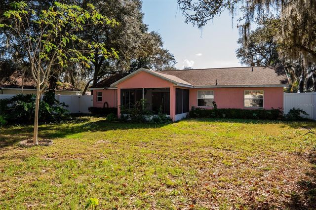 11315 LAKE DRIVE, Leesburg, FL 34788