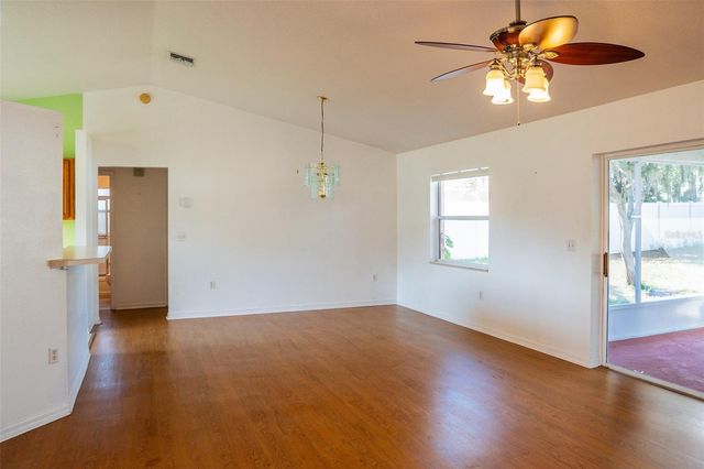 11315 LAKE DRIVE, Leesburg, FL 34788