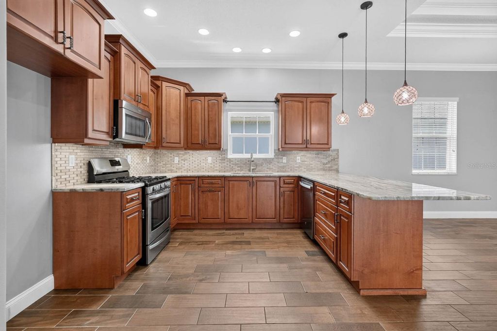 Image 14 of property listing at 3650 PONETA AVENUE, New Smyrna Beach, FL 32168