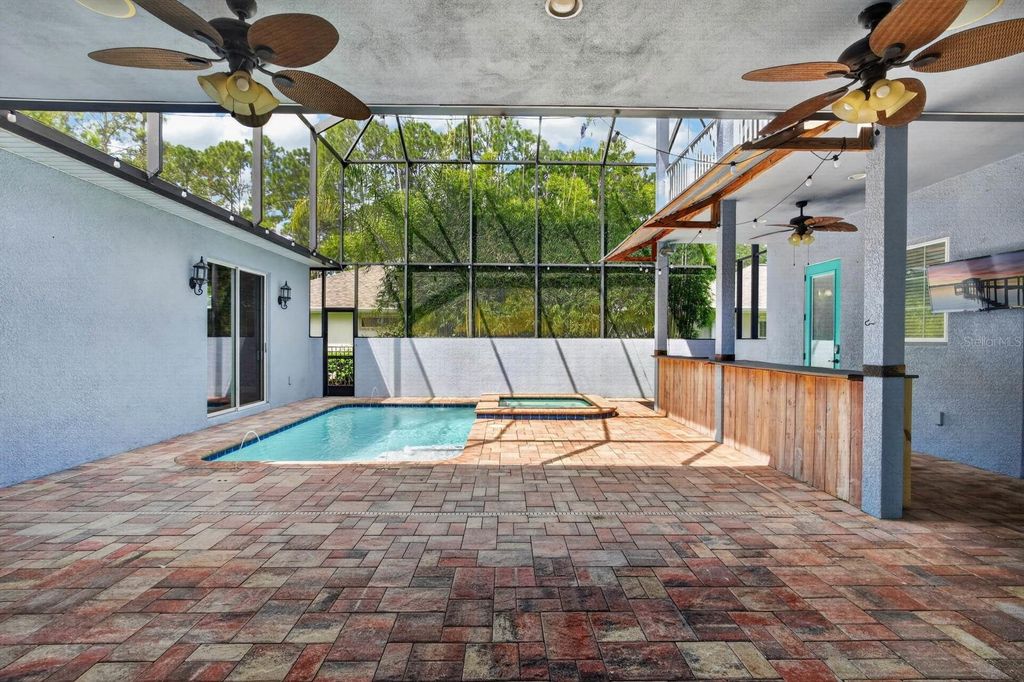 Image 6 of property listing at 3650 PONETA AVENUE, New Smyrna Beach, FL 32168