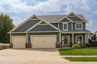 2214 Weston Place SW, Rochester, MN 55902