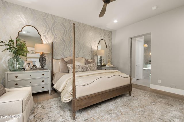 509 E HAYWARD Avenue, Phoenix, AZ 85020