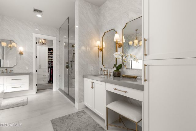 509 E HAYWARD Avenue, Phoenix, AZ 85020