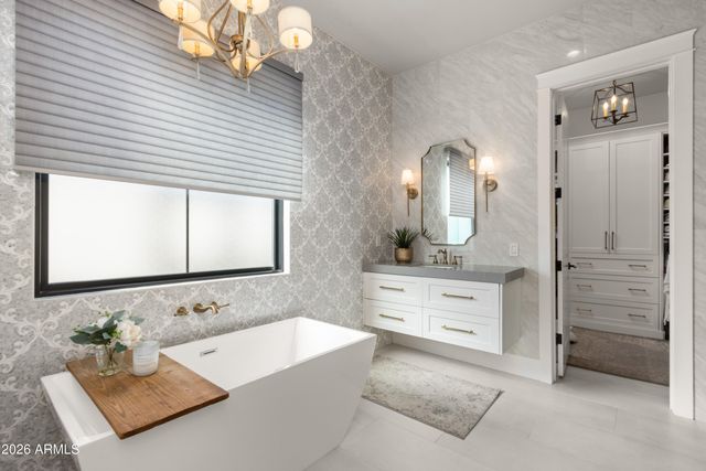 509 E HAYWARD Avenue, Phoenix, AZ 85020