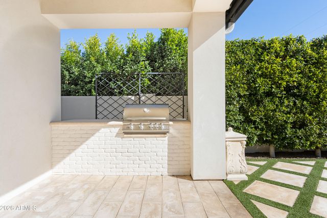 509 E HAYWARD Avenue, Phoenix, AZ 85020