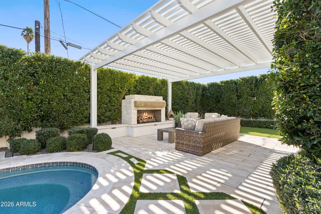 509 E HAYWARD Avenue, Phoenix, AZ 85020