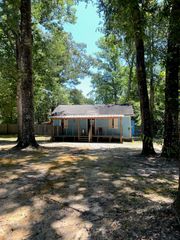 400 Carson Roberson Road, Livingston, TX 77351
