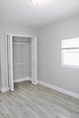 305 Cypress Drive E 1,2,3,4,5, Lake Park, FL 33403