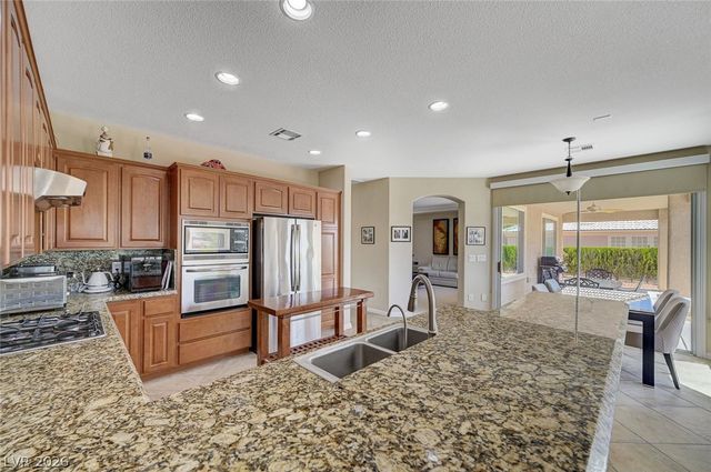 5222 Fiore Bella Boulevard, Las Vegas, NV 89135