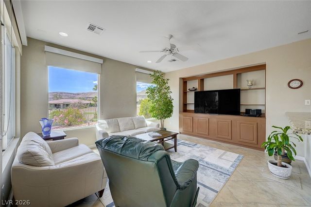 5222 Fiore Bella Boulevard, Las Vegas, NV 89135
