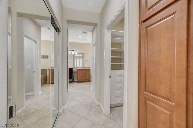 5222 Fiore Bella Boulevard, Las Vegas, NV 89135