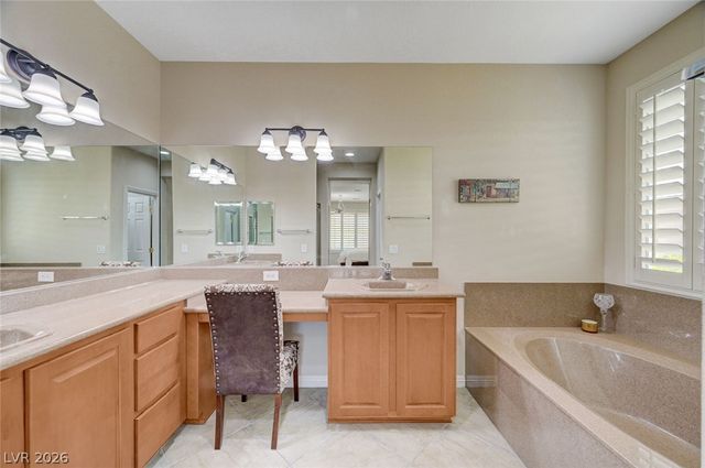 5222 Fiore Bella Boulevard, Las Vegas, NV 89135
