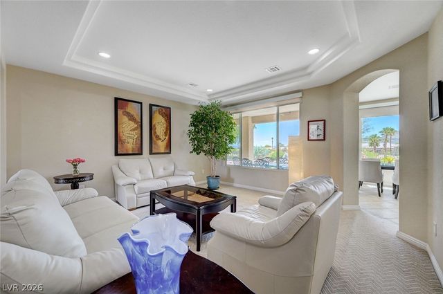 5222 Fiore Bella Boulevard, Las Vegas, NV 89135