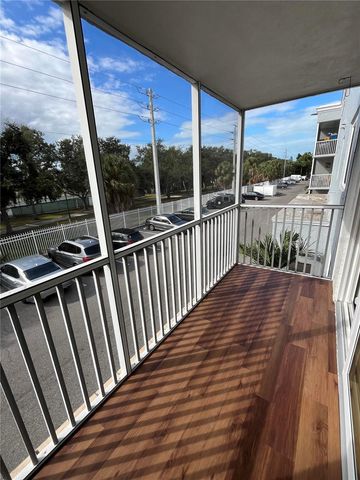 2700 COCONUT BAY LANE 2C, Sarasota, FL 34237