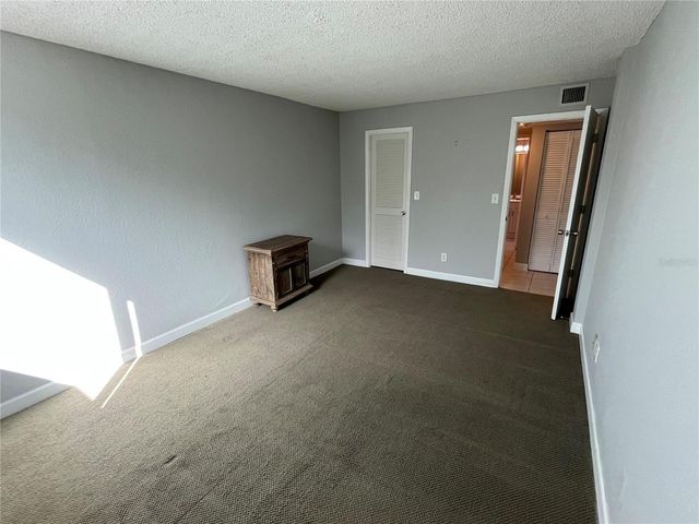 2700 COCONUT BAY LANE 2C, Sarasota, FL 34237