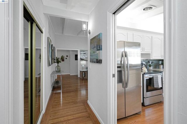 278 Saint Andrews St, Hayward, CA 94544