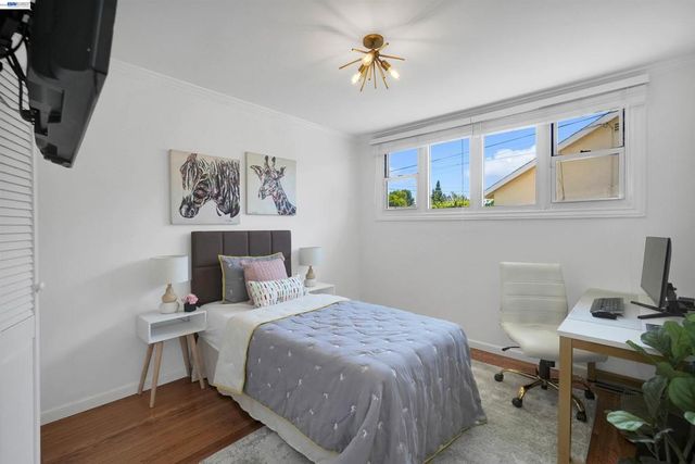 278 Saint Andrews St, Hayward, CA 94544