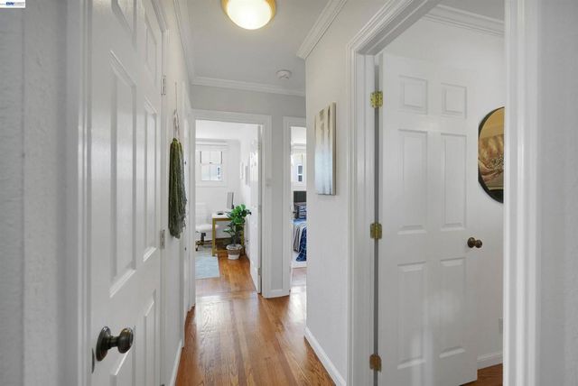 278 Saint Andrews St, Hayward, CA 94544