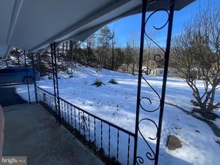 1893 ELKHORN RD, Petersburg, WV 26847