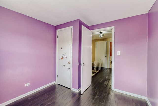 822 Colonial Drive B, Wheeling, IL 60090