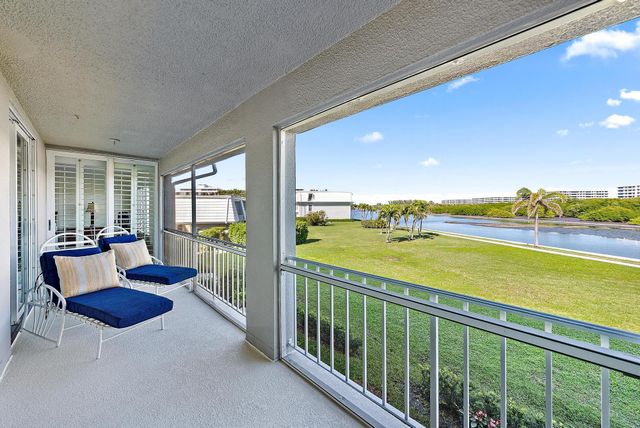 2185 Ibis Isle Road 7, Palm Beach, FL 33480