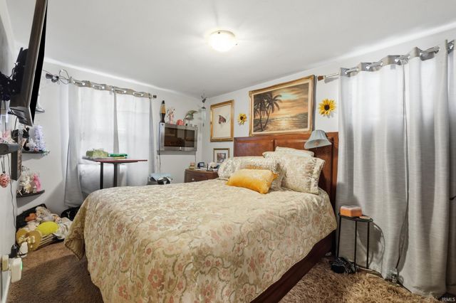 4317 Hessen Cassel Road, Fort Wayne, IN 46806