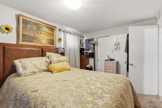 4317 Hessen Cassel Road, Fort Wayne, IN 46806