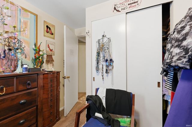 4317 Hessen Cassel Road, Fort Wayne, IN 46806