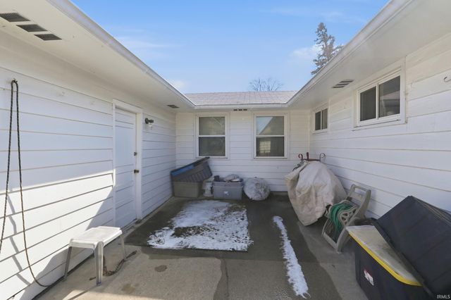 4317 Hessen Cassel Road, Fort Wayne, IN 46806