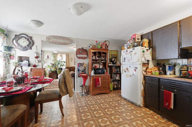 4317 Hessen Cassel Road, Fort Wayne, IN 46806