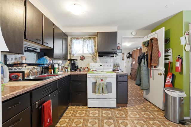 4317 Hessen Cassel Road, Fort Wayne, IN 46806