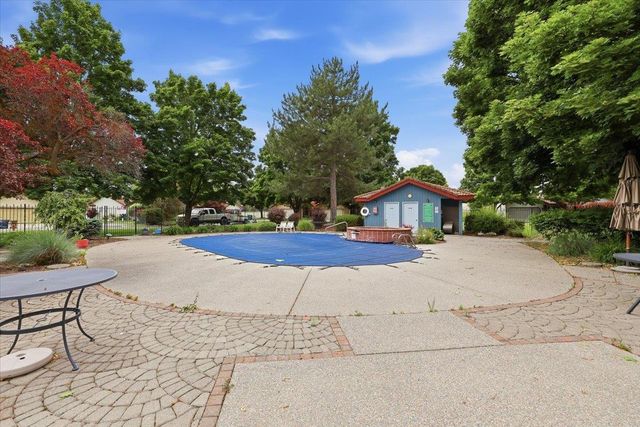 3819 S Alder Dr, Spokane, WA 99223