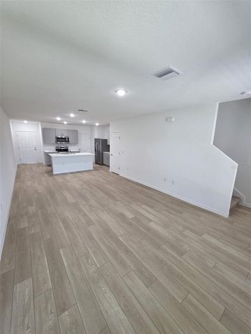 3723 KING HILL DRIVE, Haines City, FL 33844