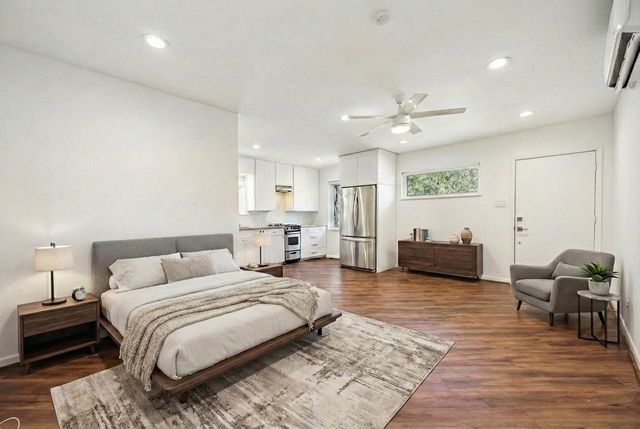 6306 Pineshade Lane, Houston, TX 77008