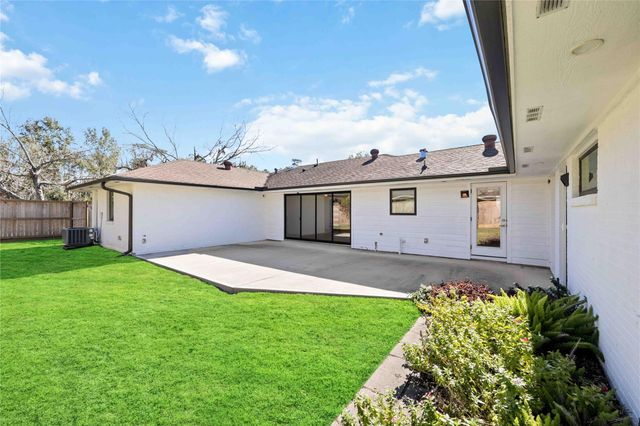 6306 Pineshade Lane, Houston, TX 77008