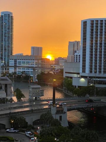 465 BRICKELL AVE 1106, Miami, FL 33131