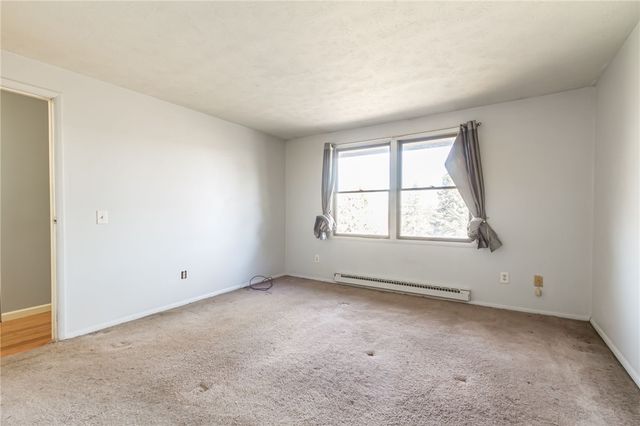 27 Garrison Drive, Perinton, NY 14450