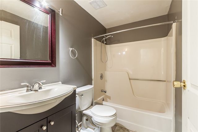 27 Garrison Drive, Perinton, NY 14450