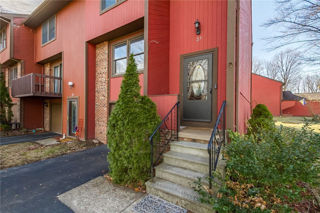 27 Garrison Drive, Perinton, NY 14450