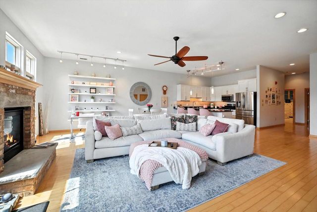 1835 N Commerce STREET #102, Milwaukee, WI 53212