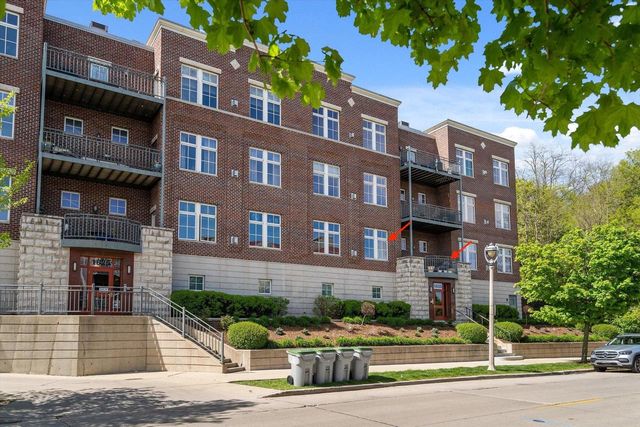 1835 N Commerce STREET #102, Milwaukee, WI 53212