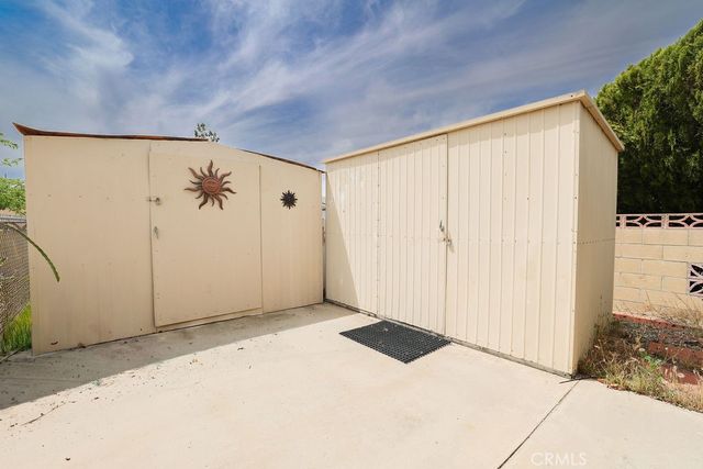 282 N La Paloma, San Jacinto, CA 92582