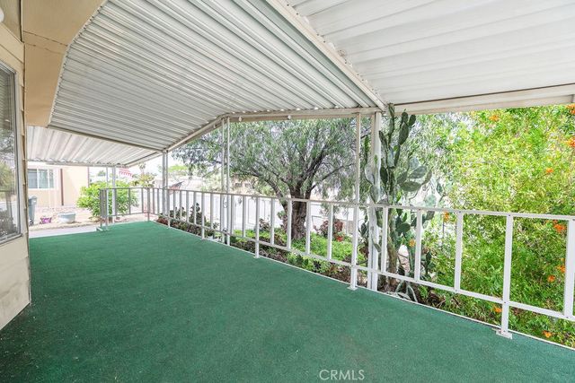 282 N La Paloma, San Jacinto, CA 92582