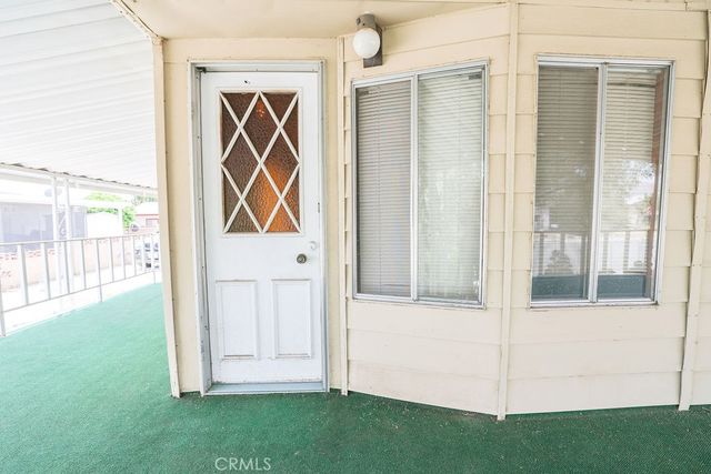 282 N La Paloma, San Jacinto, CA 92582