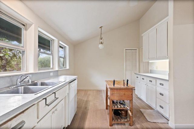 13375 Rue Montaigne, Oregon House, CA 95962